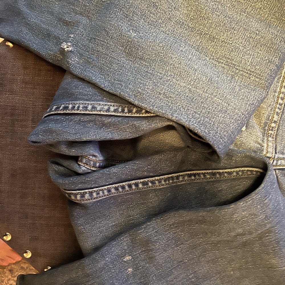 Levi’s - Picture 3 of 4